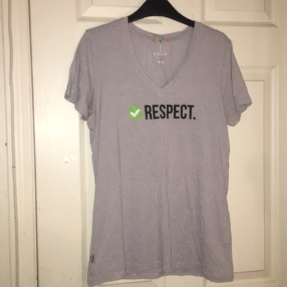 Short sleeve tee